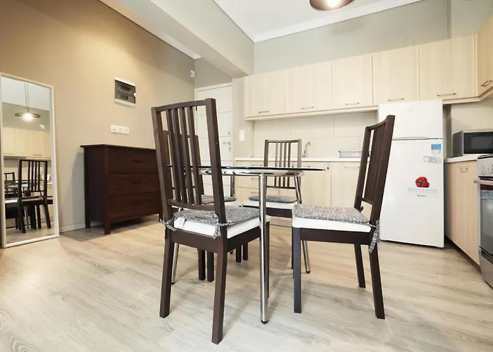 Apartament Delmare Mqueen *