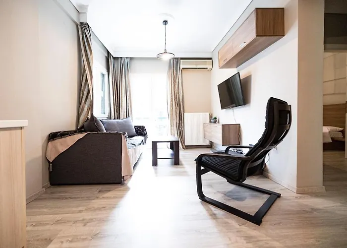 Delmare Mqueen Apartament Salonic